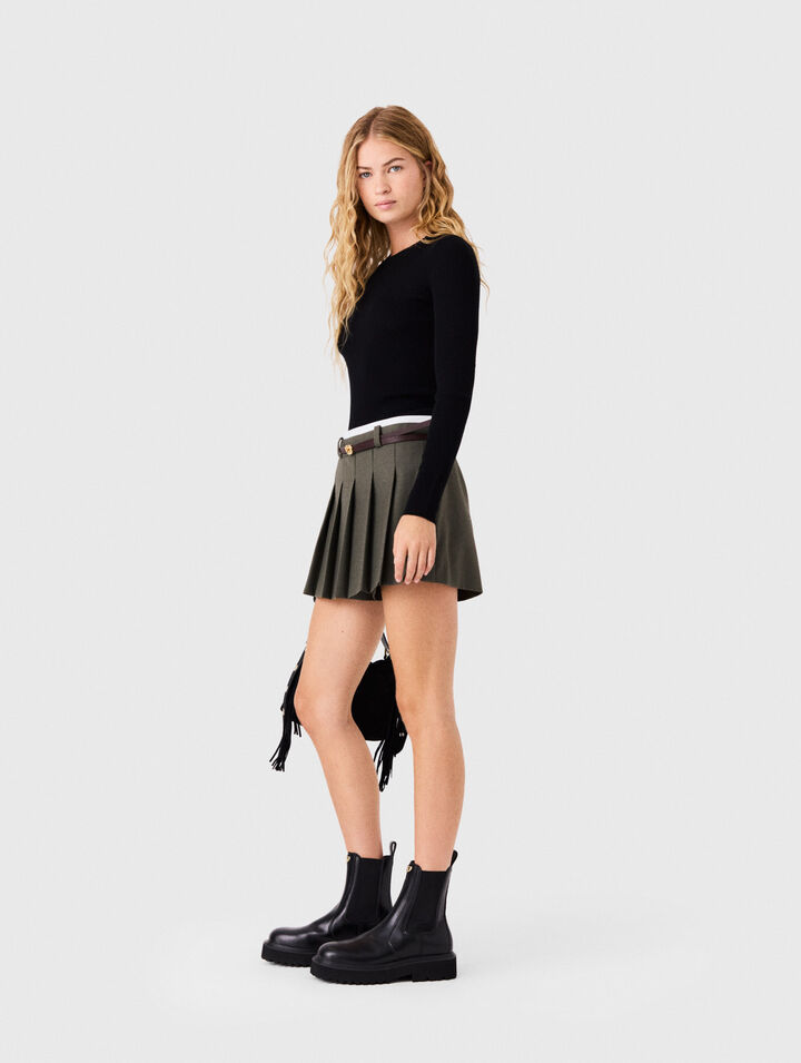 Second-skin round neck jumper