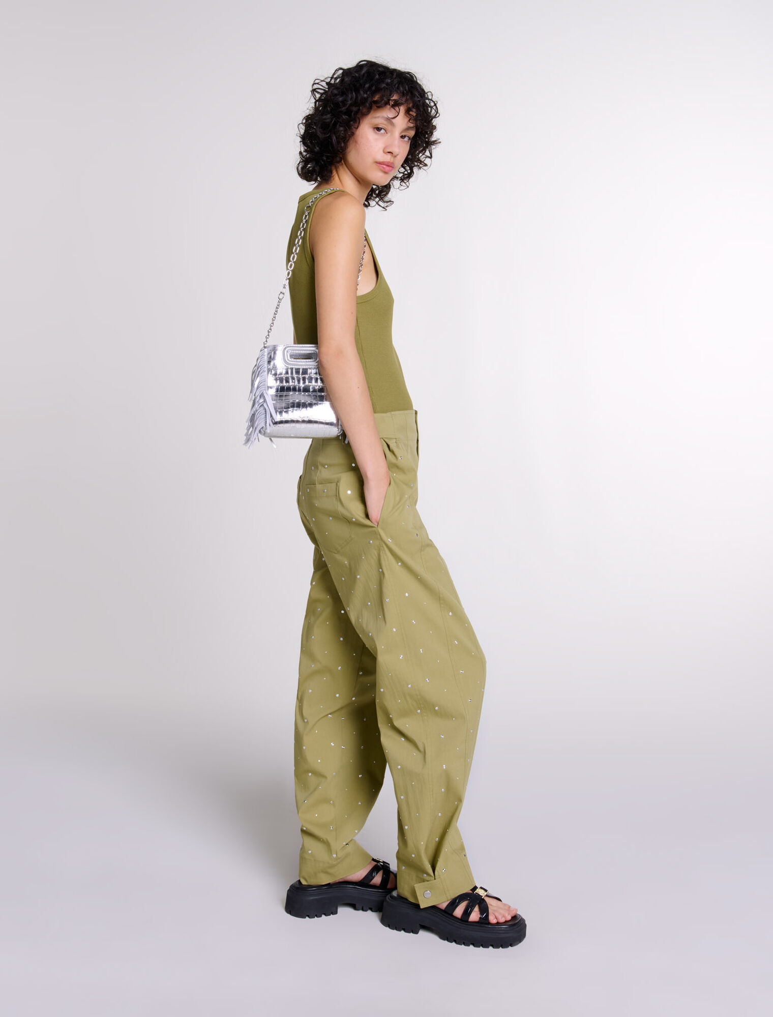 Pantalon baggy clouté