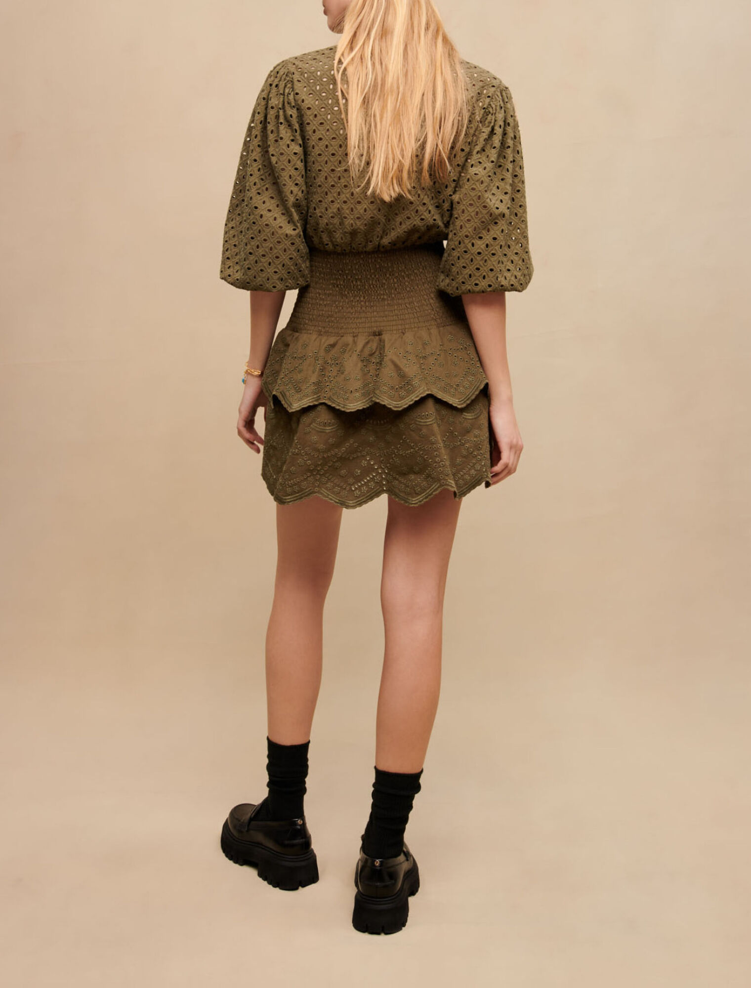 Robe courte broderies anglaises