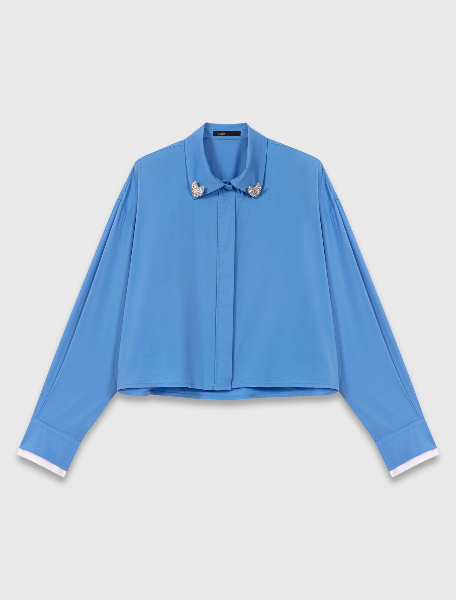 Chemise avec bijoux amovible
