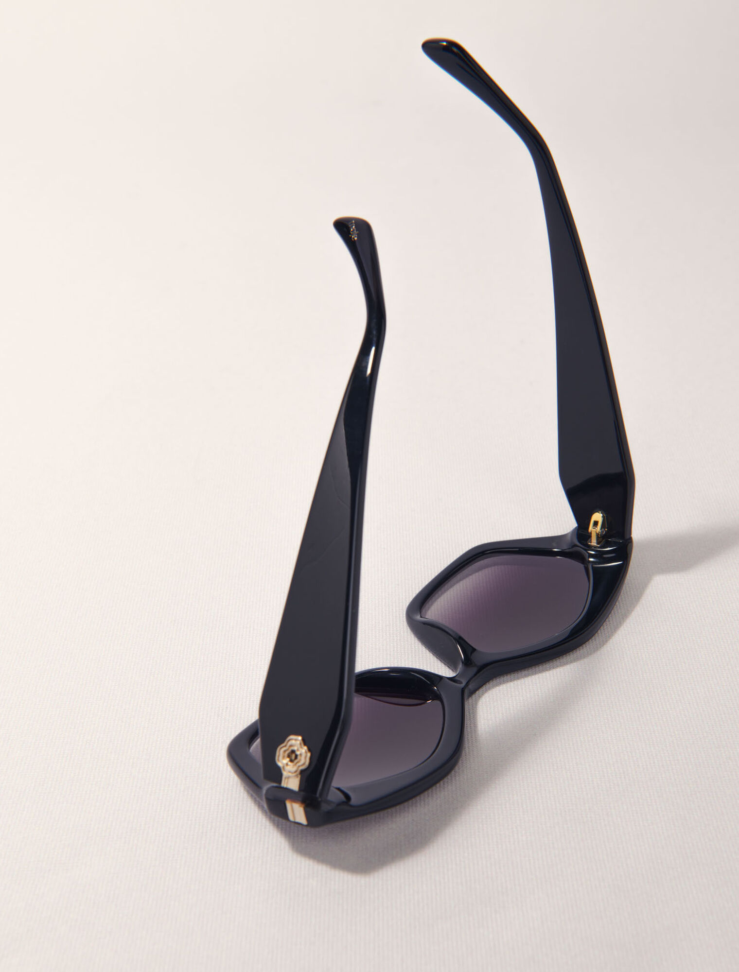 Black acetate cat-eye glasses