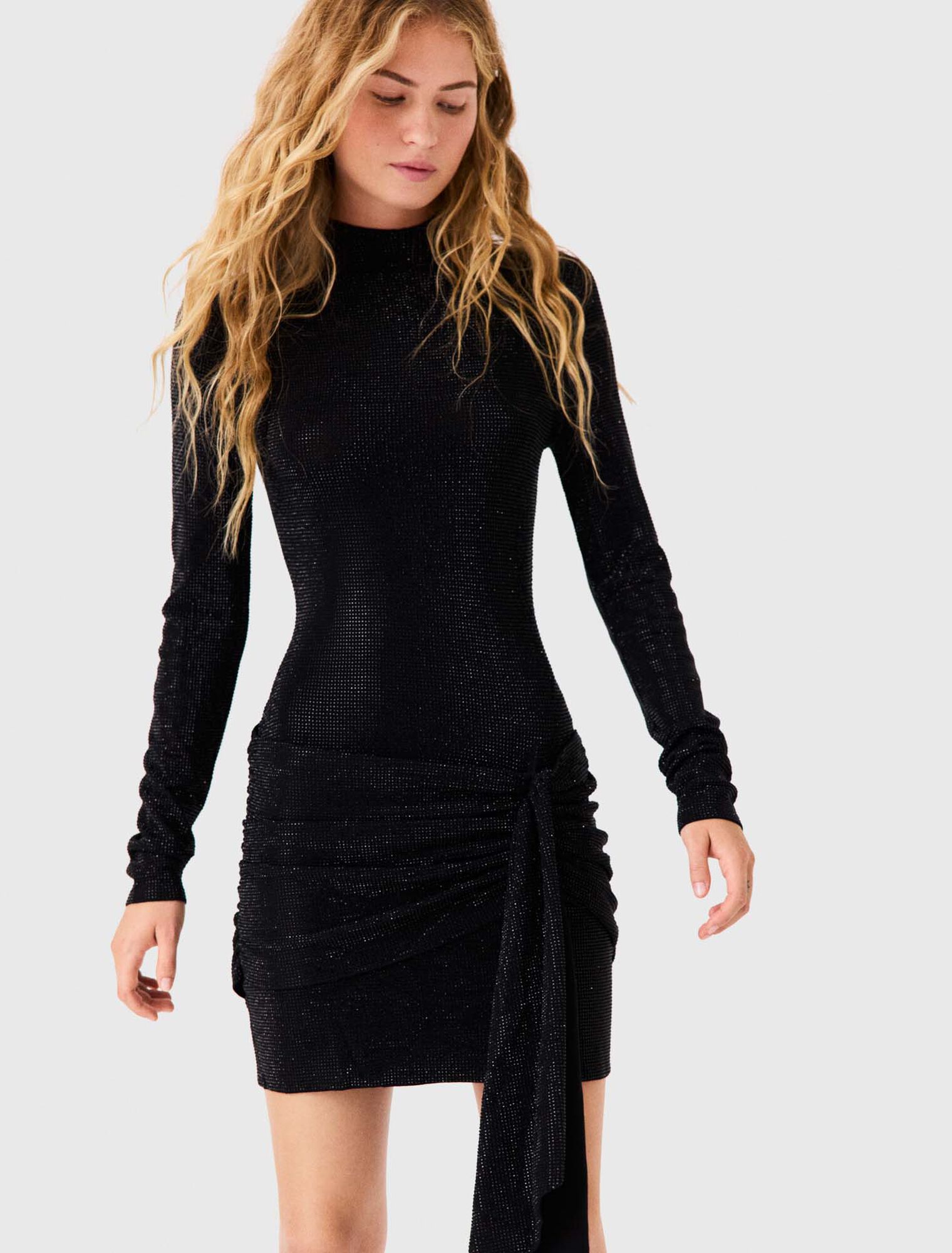 Short rhinestone dress with bow
