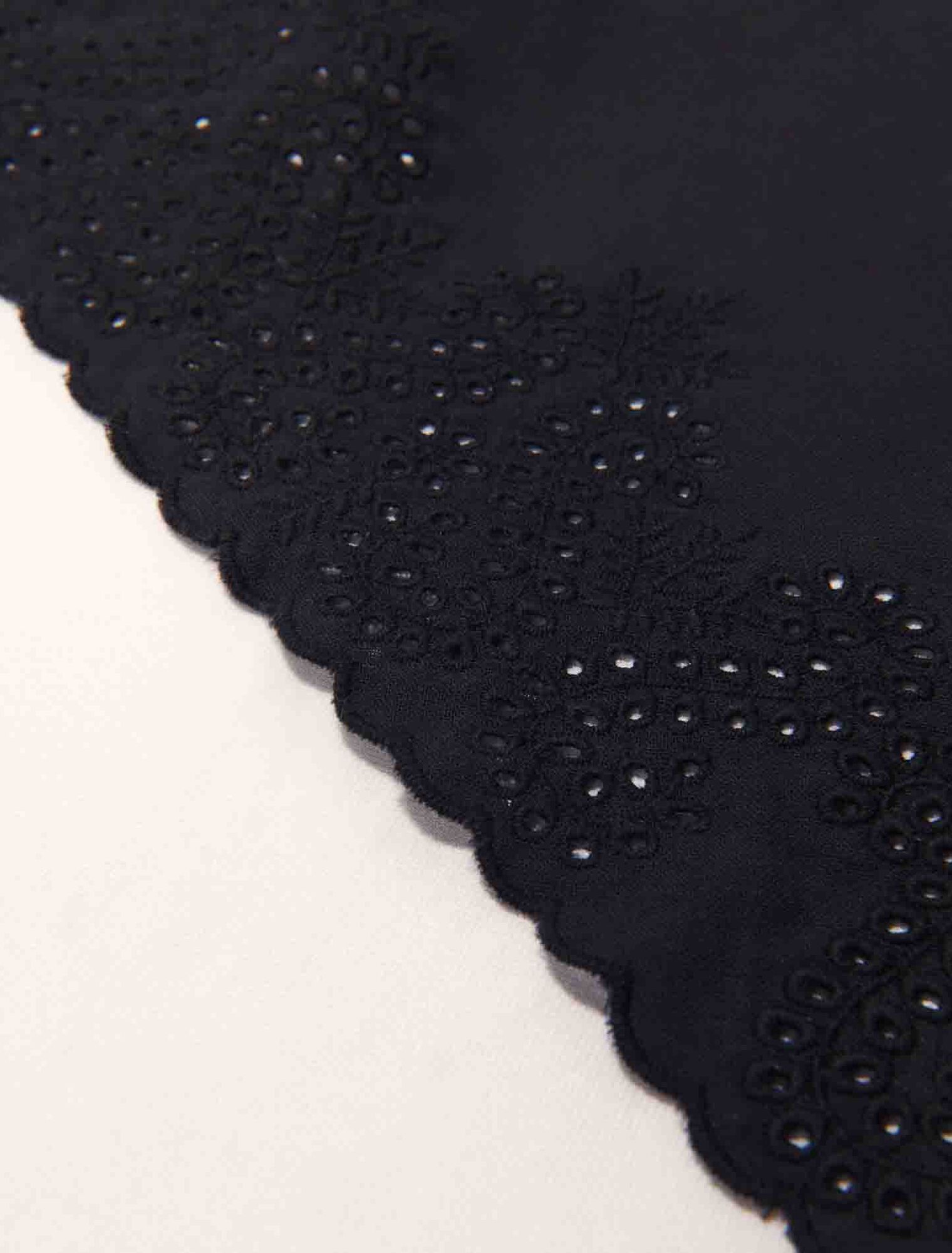 Triangle scarf