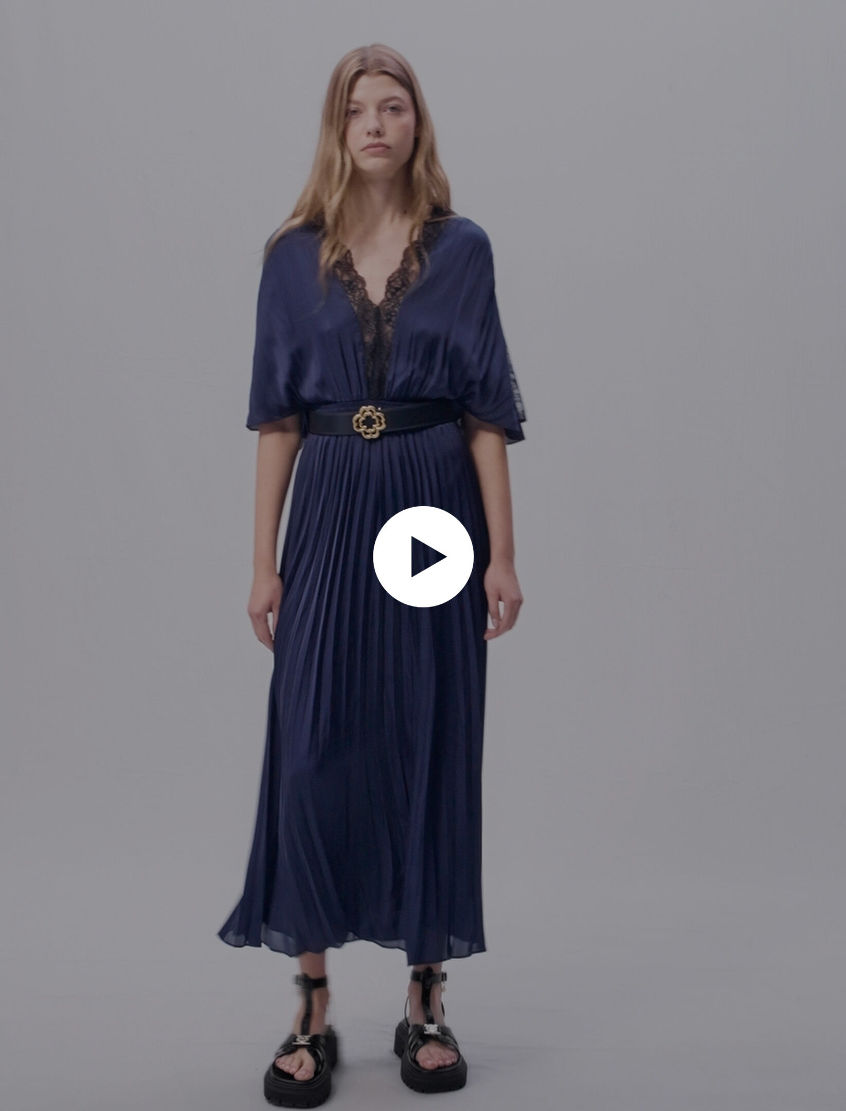 Robe longue plissee avec dentelle Robes longues Maje