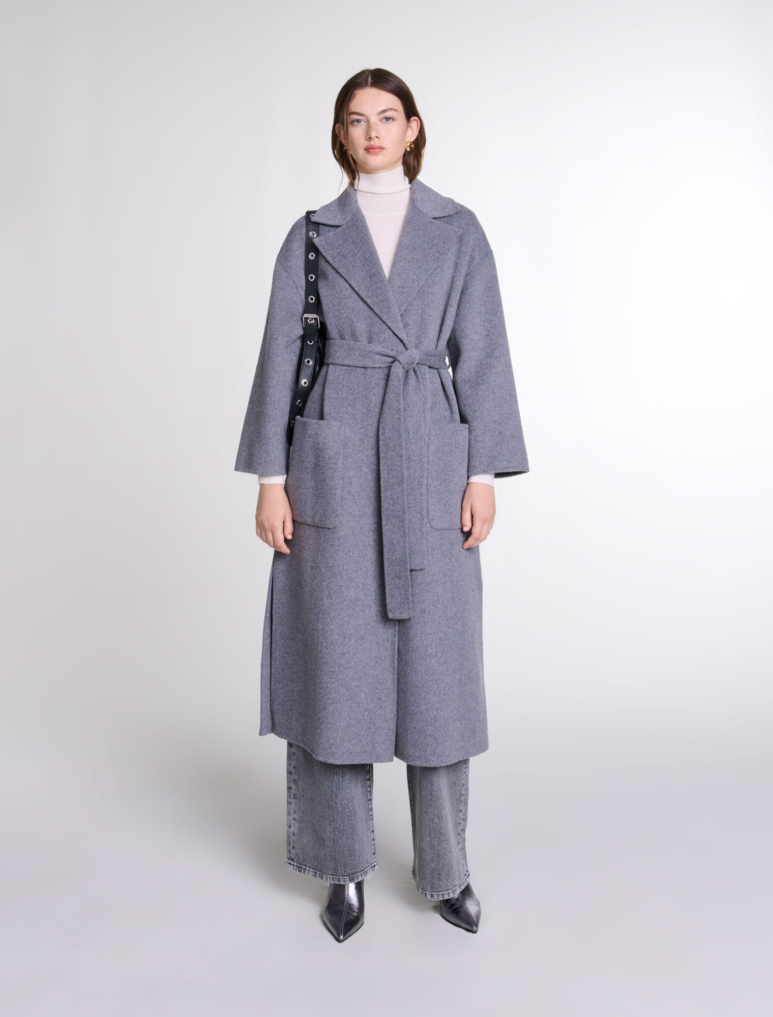 Long double-faced coat with belt