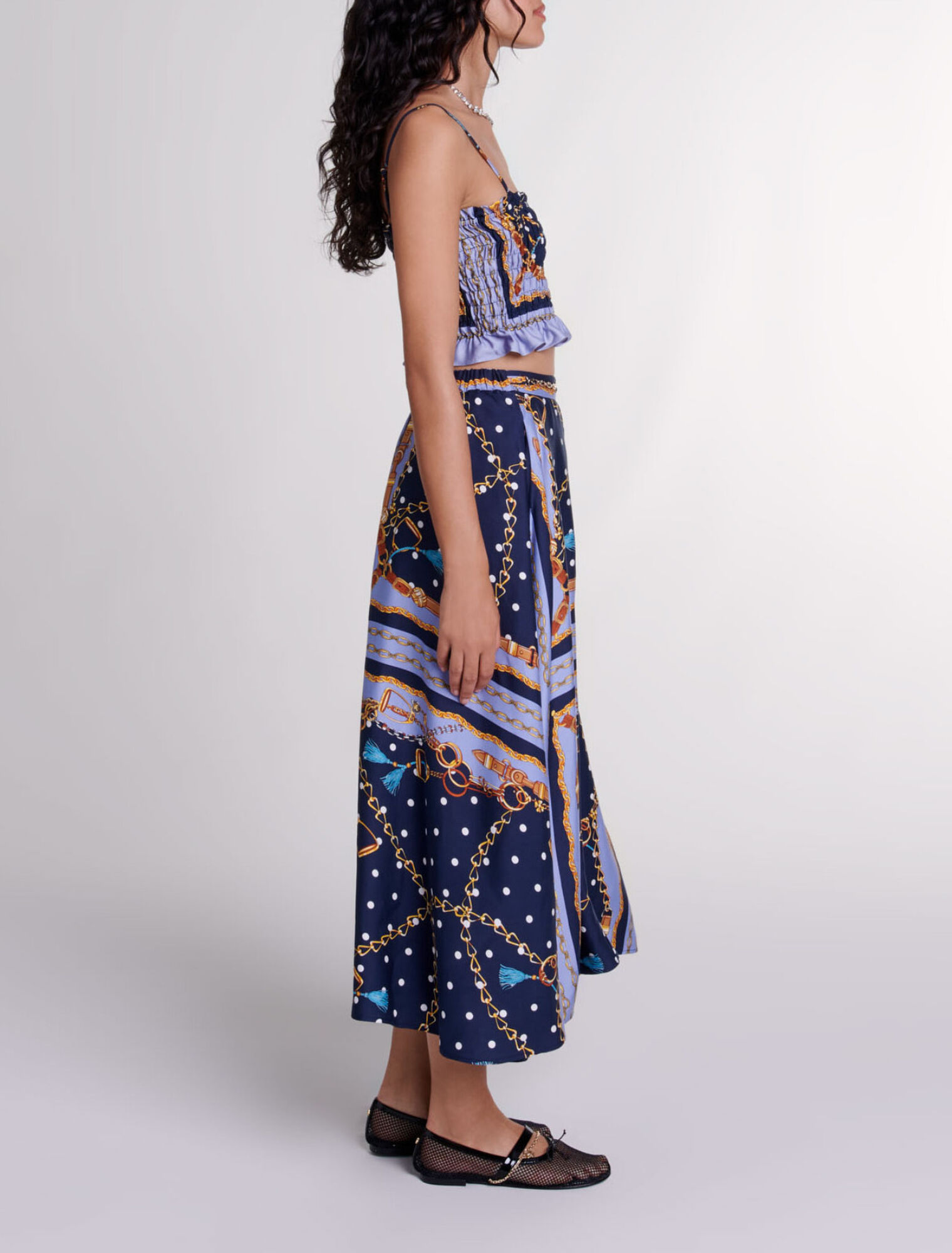 Satin-effect patterned short skirt 