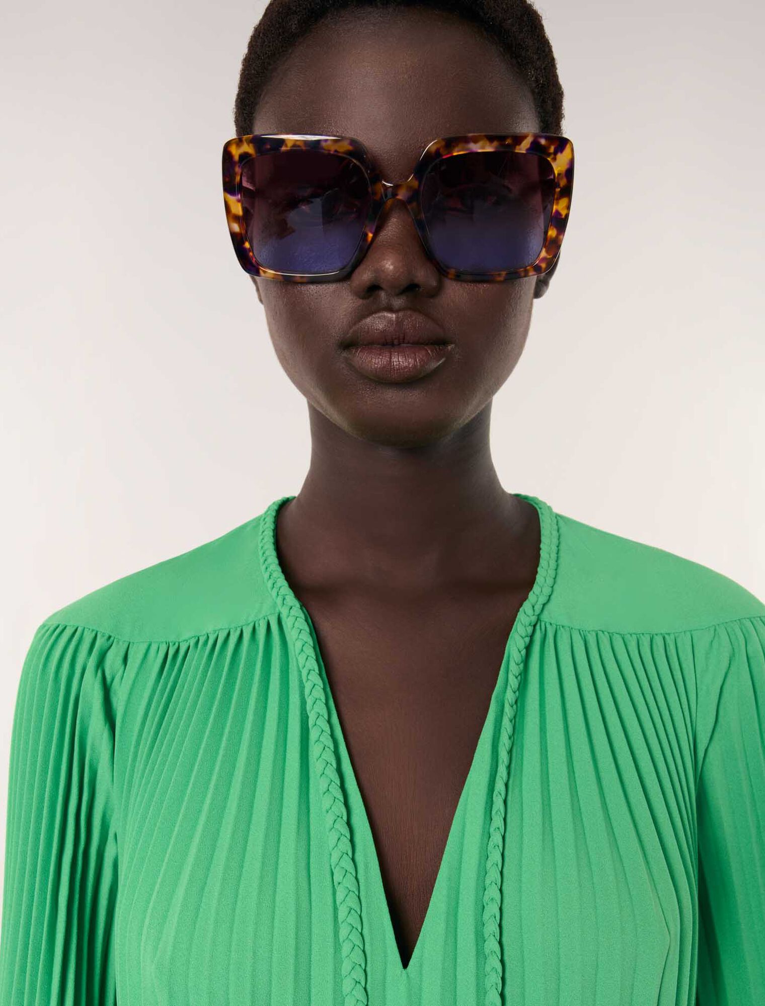 Robe courte plissée