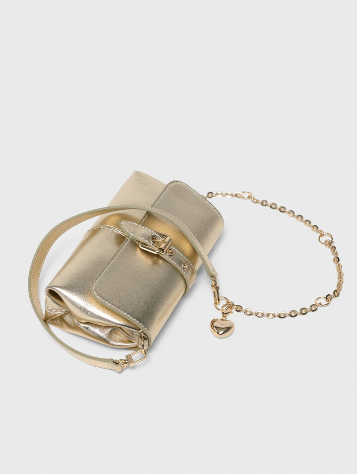 Miss M walk m&eacute;talis&eacute;