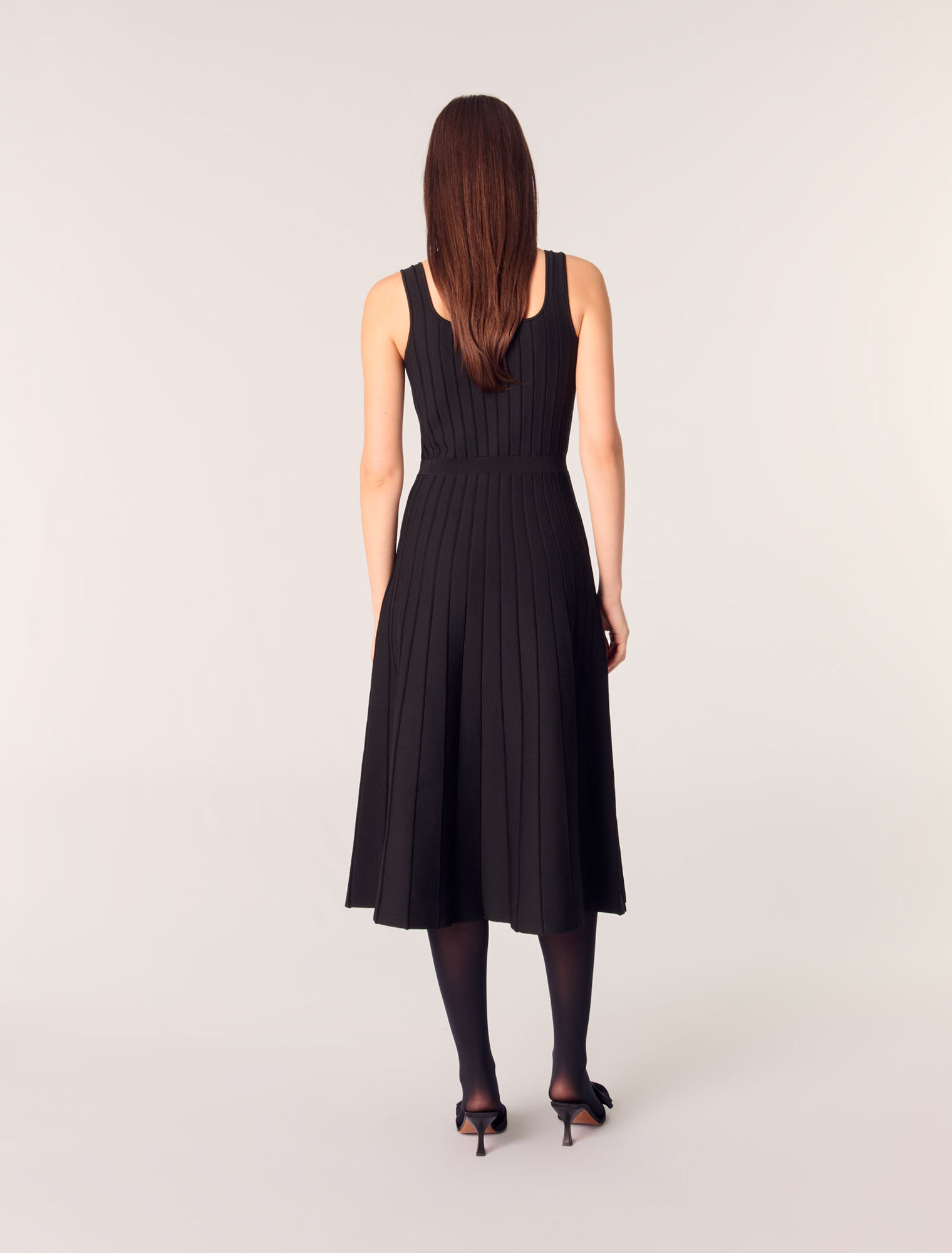 Robe midi en maille plissée