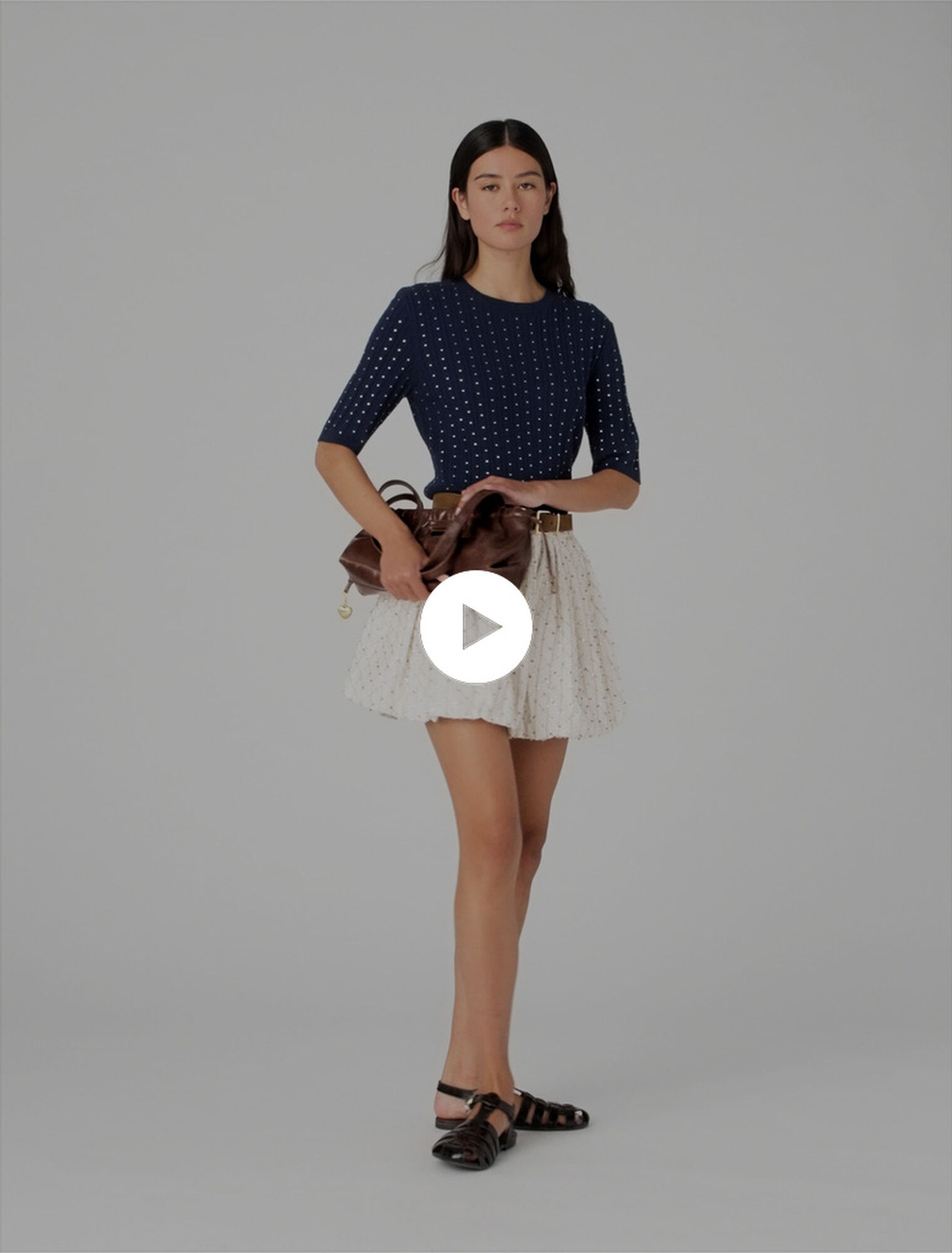 Round-neck rhinestone jumper