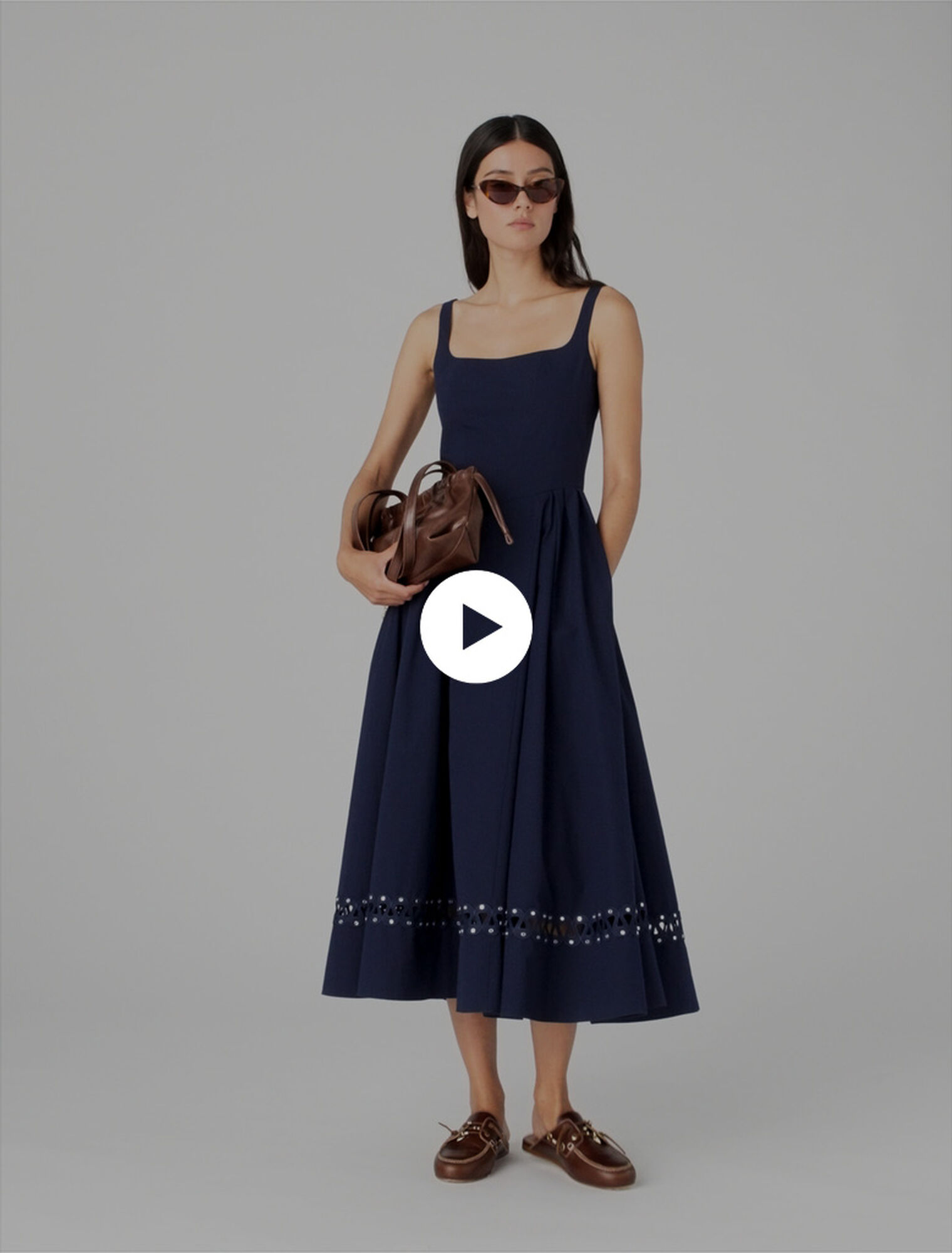 Robe midi &eacute;vas&eacute;e