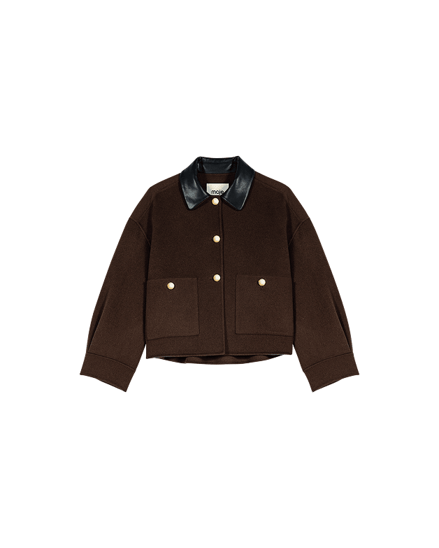 Short wool jacket with pleated back